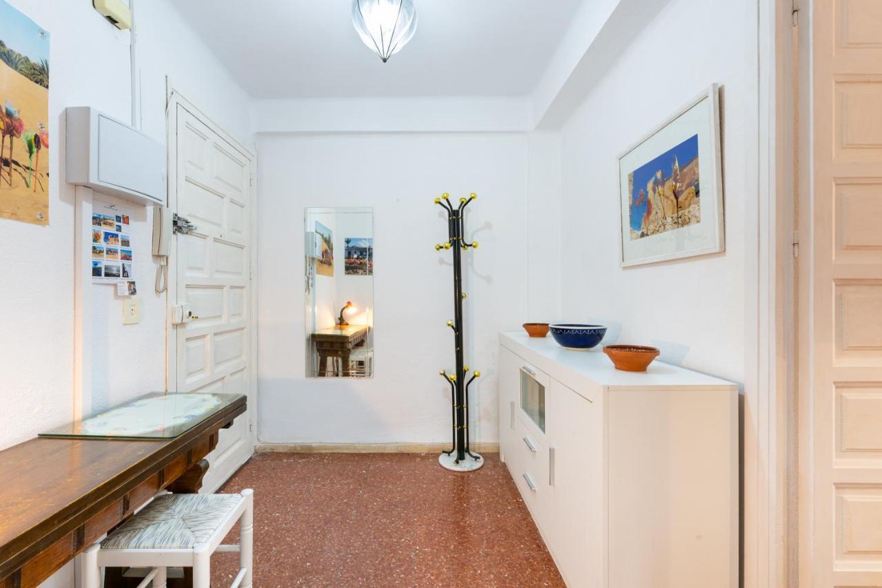 Seafront Apartment Торре-дель-Мар Экстерьер фото