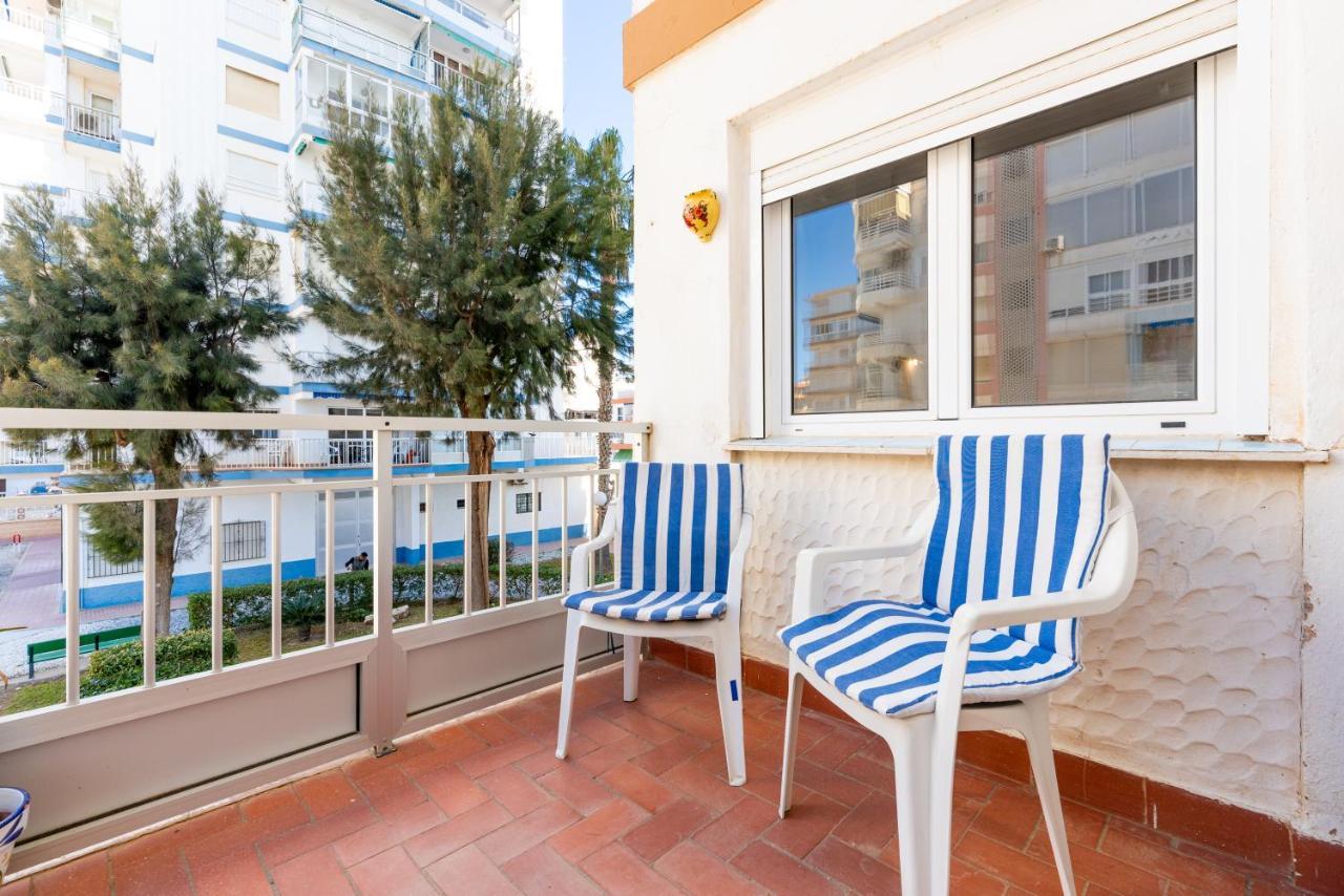 Seafront Apartment Торре-дель-Мар Экстерьер фото